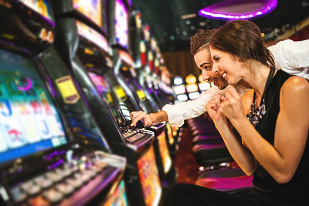 Wild Coaster slot game interface showing reels, paytable, and bonus features